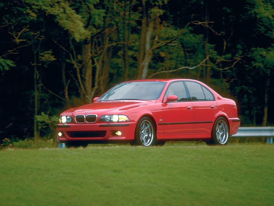  BMW M5 (E39) 1999 года  (NA) (фото 15 из 19)